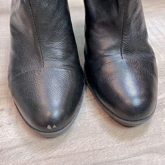Bandolino heeled ankle boots size 8 - Picture 4 of 9